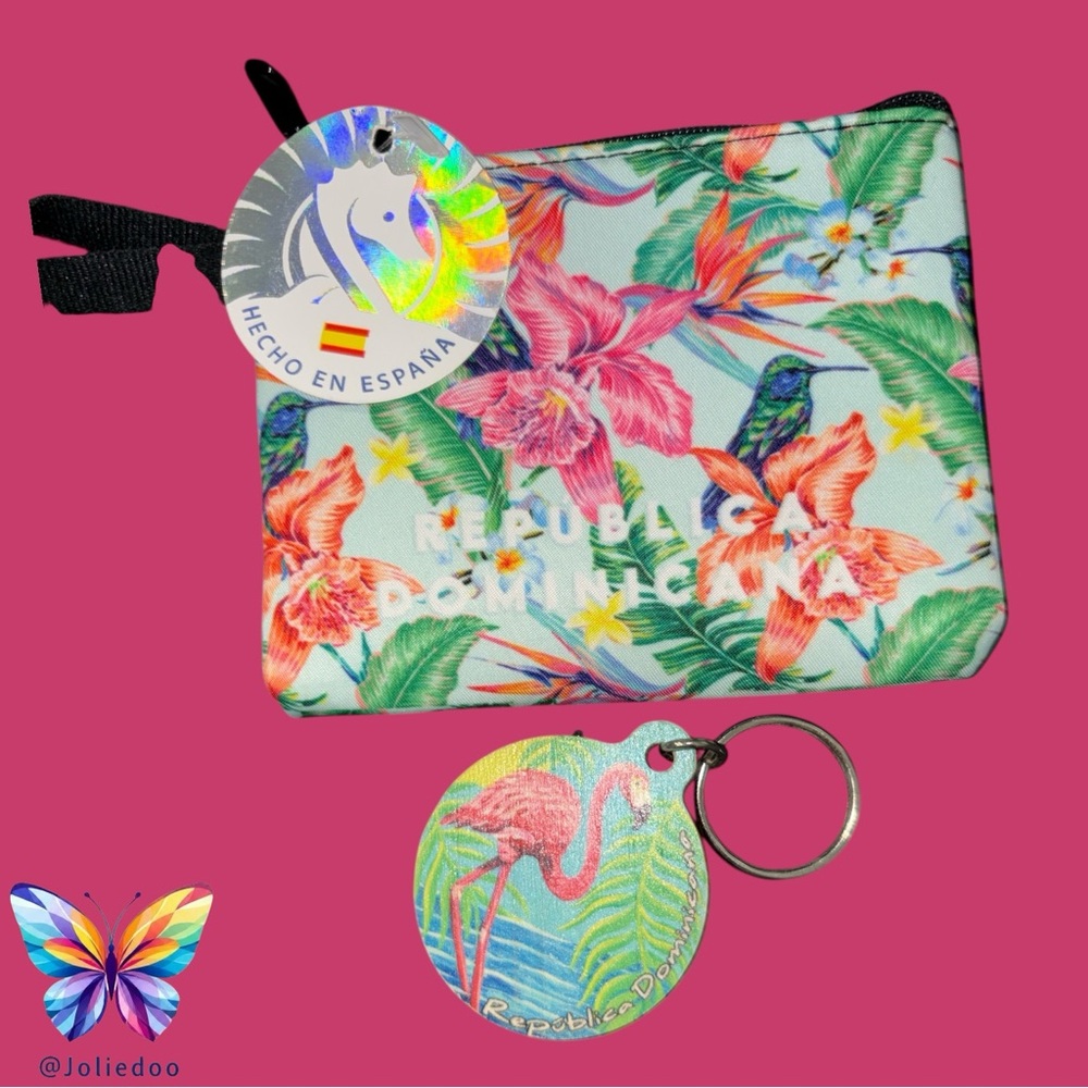Floral Print Wristlet with Flamingo Charm Key Chain from Republica Dominicana - Picture 7 of 7